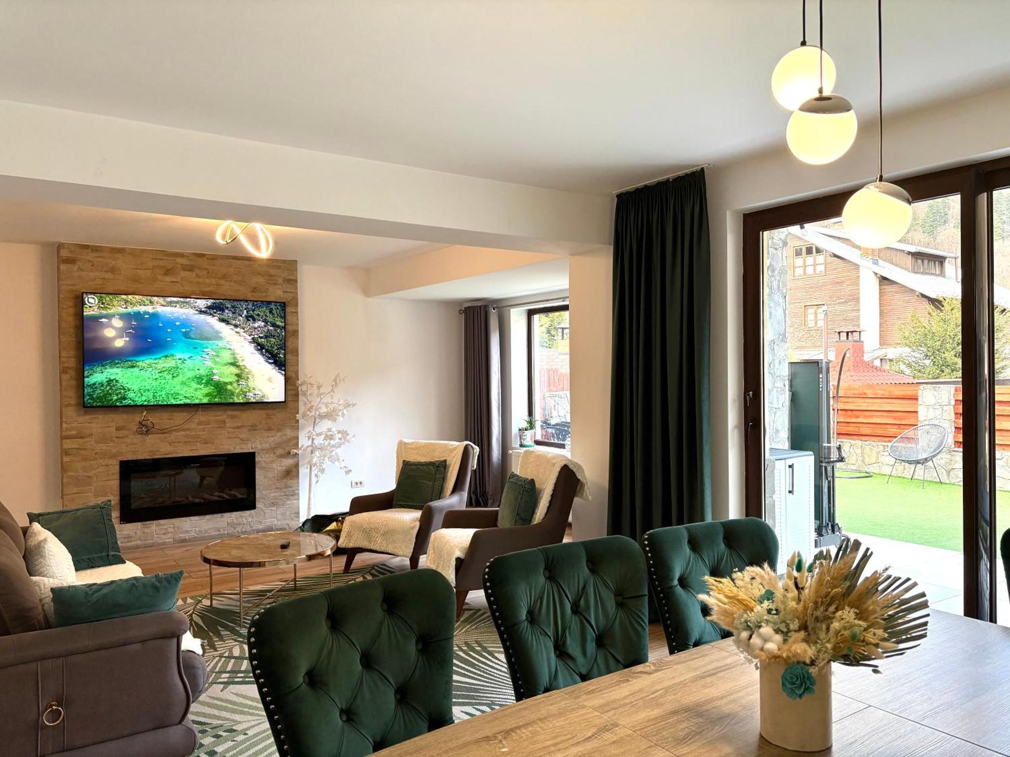 Holiday Home In Sinaia Luaran gambar